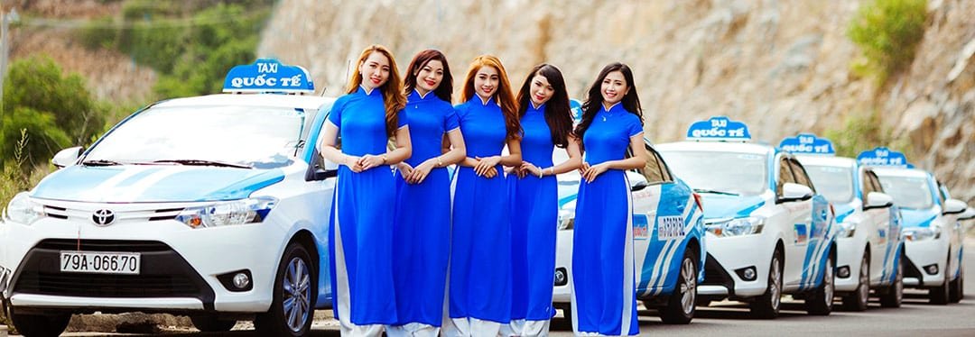 How to get from Lien Khuong Airport to Da Lat city center