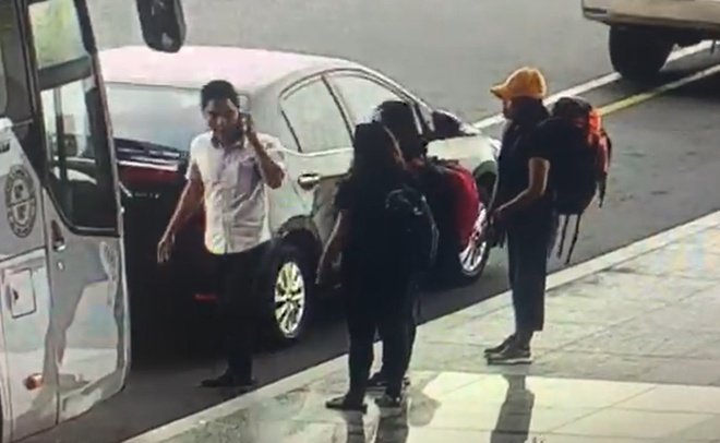 Sân bay Nội Bài lo đối phó 'cò' taxi - hinh 3