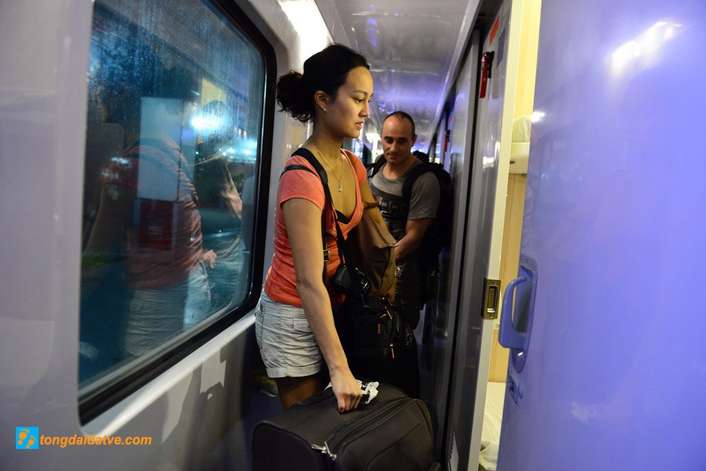 VÉ Tàu 5 Sao Từ Sài Gòn Đi Nha Trang - hinh 2