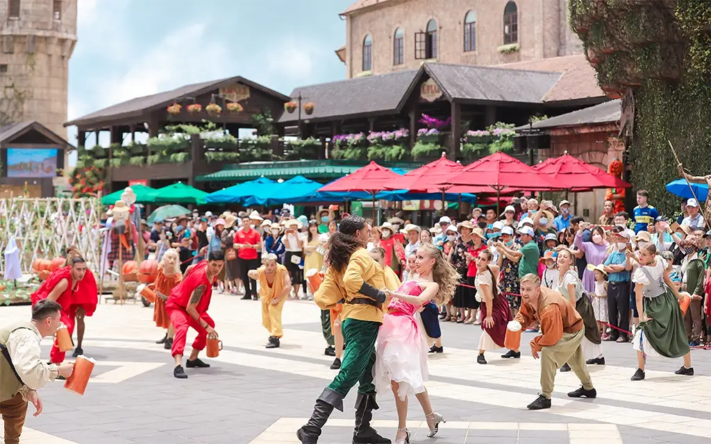 Ba Na Hills – show Art Performances